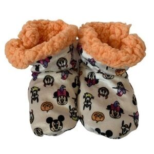 NWT. DISNEY Mickey Mouse Halloween Plush Booties